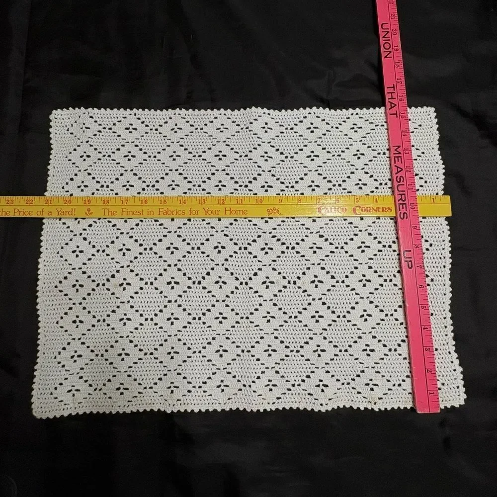 Elegant Crochet Lace Placemats, tray mats, doilies, table mats, set of 4,